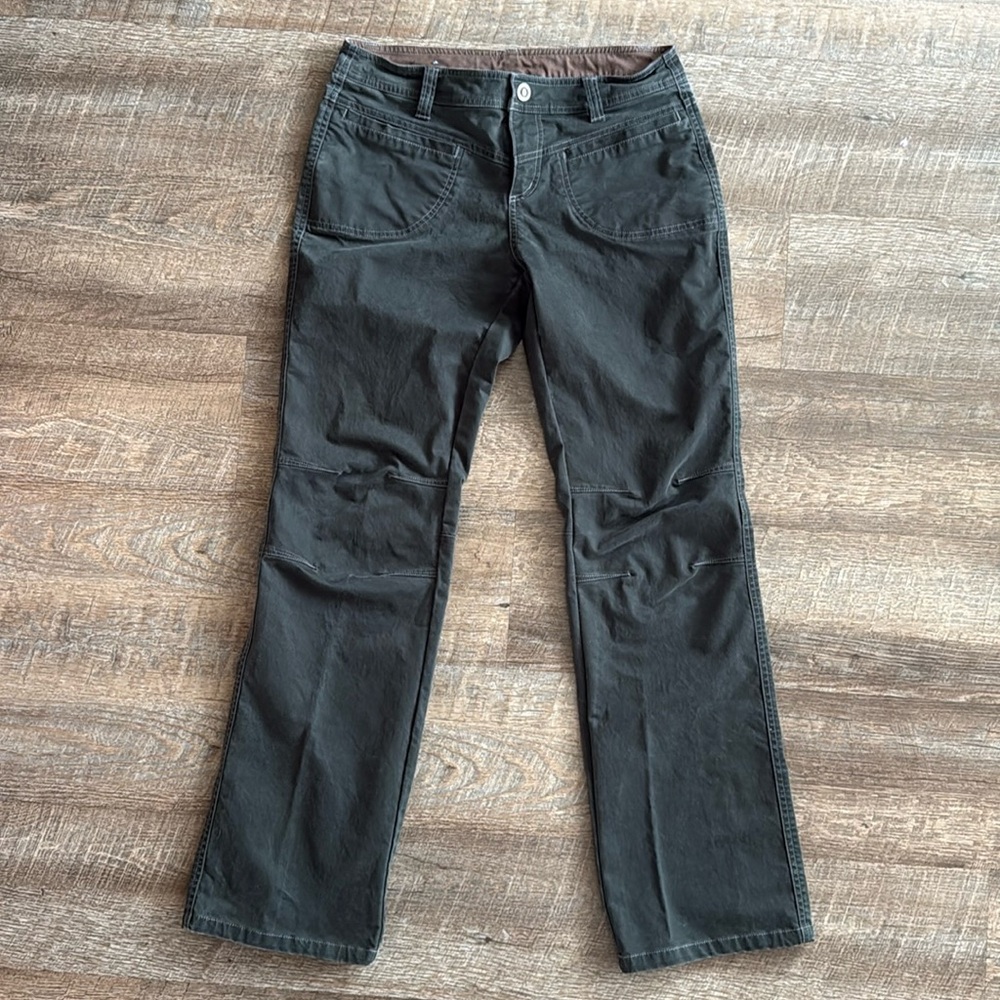 Kuhl women's faded black thick cotton blend hiking outdoor pants size 8